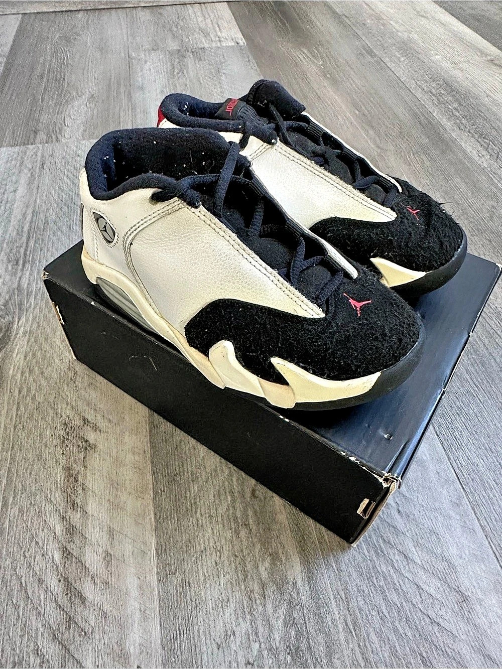 Air Jordan 14 Retro BT “Black Toe”